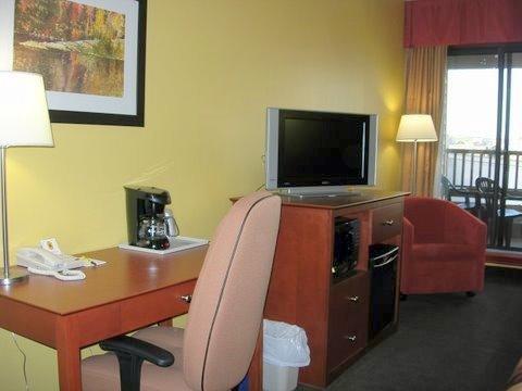 Dartmouth Oceanview Hotel Room photo