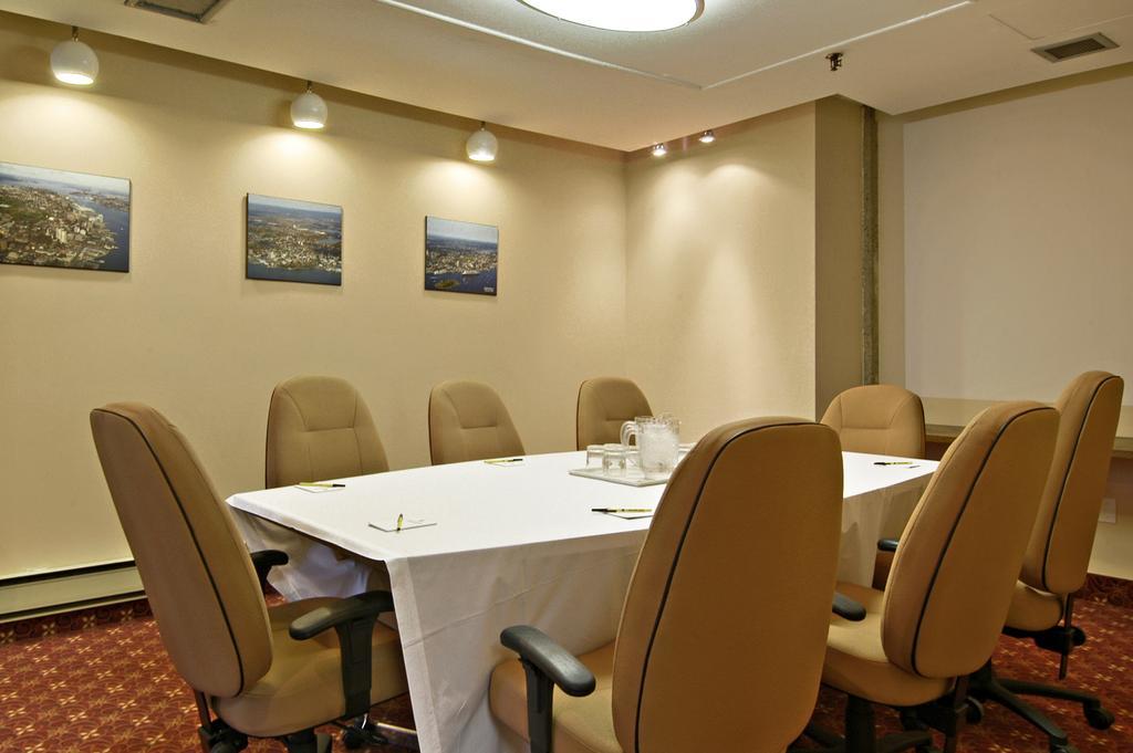 Dartmouth Oceanview Hotel Facilities photo